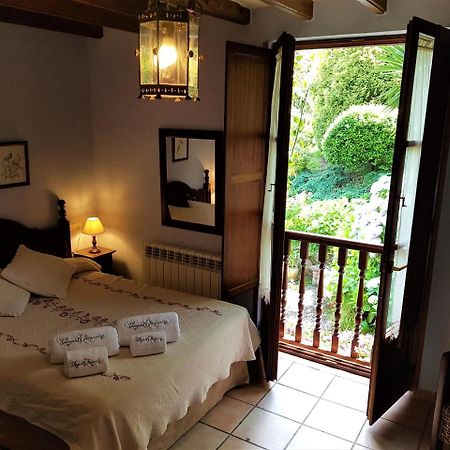 Trisqueles Y Buganvillas Villaviciosa  Eksteriør billede