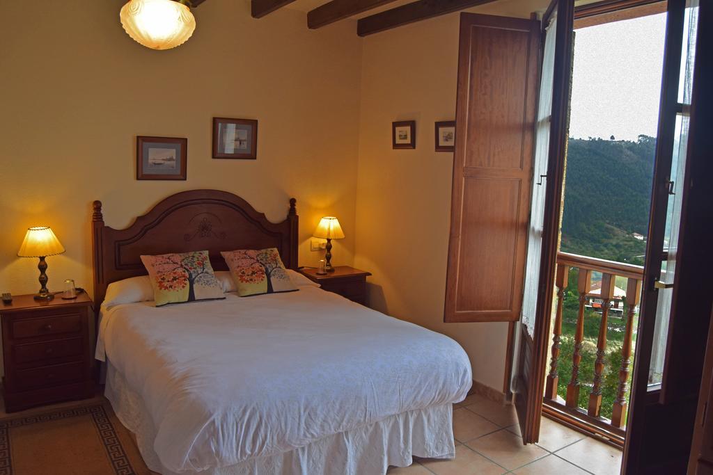 Trisqueles Y Buganvillas Villaviciosa  Eksteriør billede