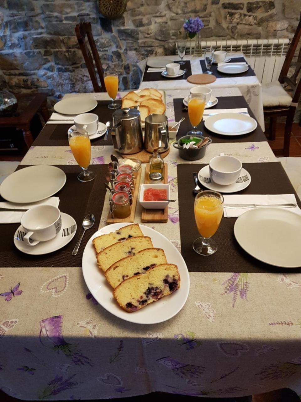 Trisqueles Y Buganvillas Villaviciosa  Eksteriør billede